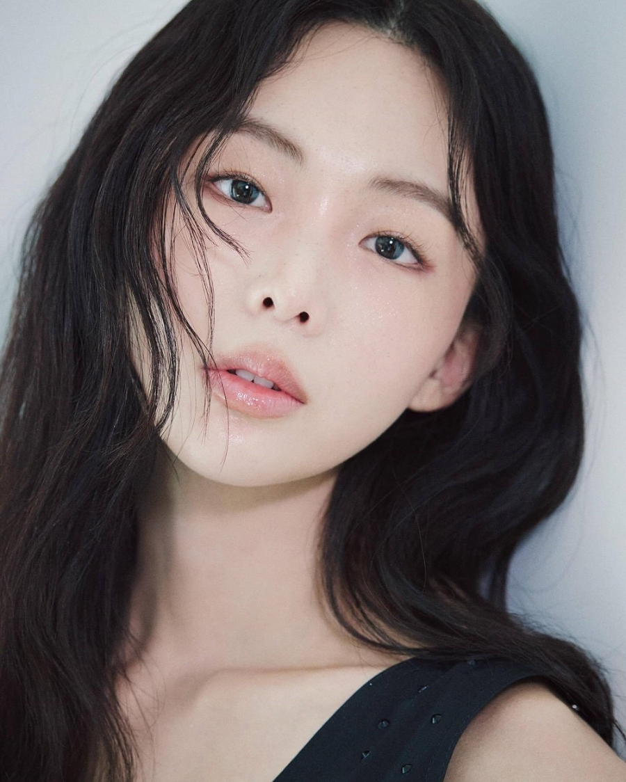 배우 금새록