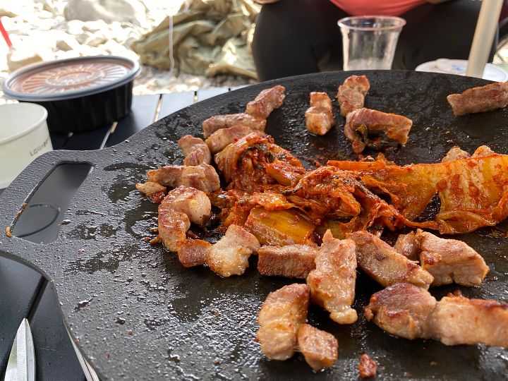 목살구이와-김치구이