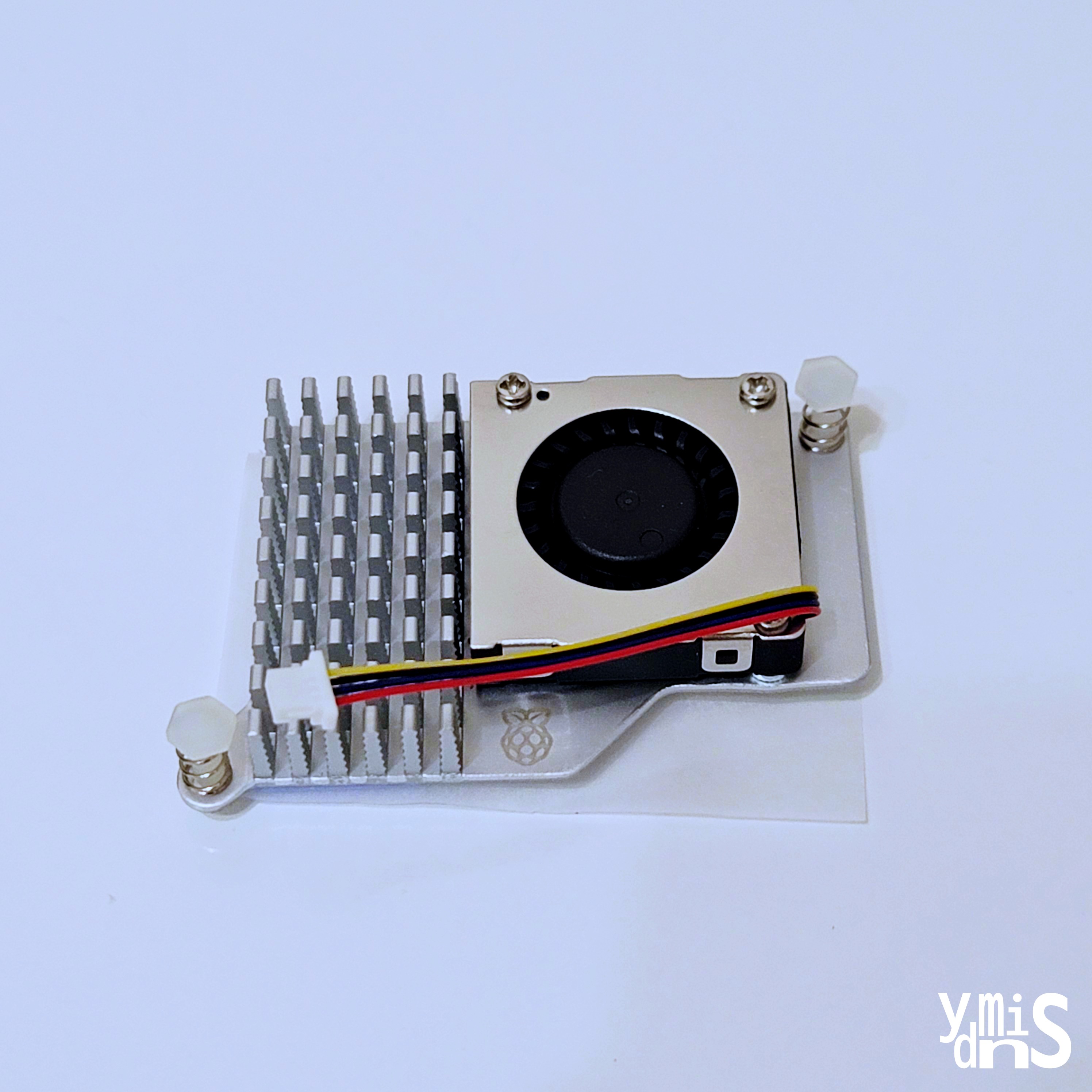 Personla Server Build - Raspberry Pi 초기 세팅 - Active Cooler가 놓여있다.