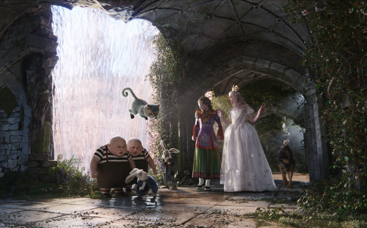 거울 나라의 앨리스 스틸컷3