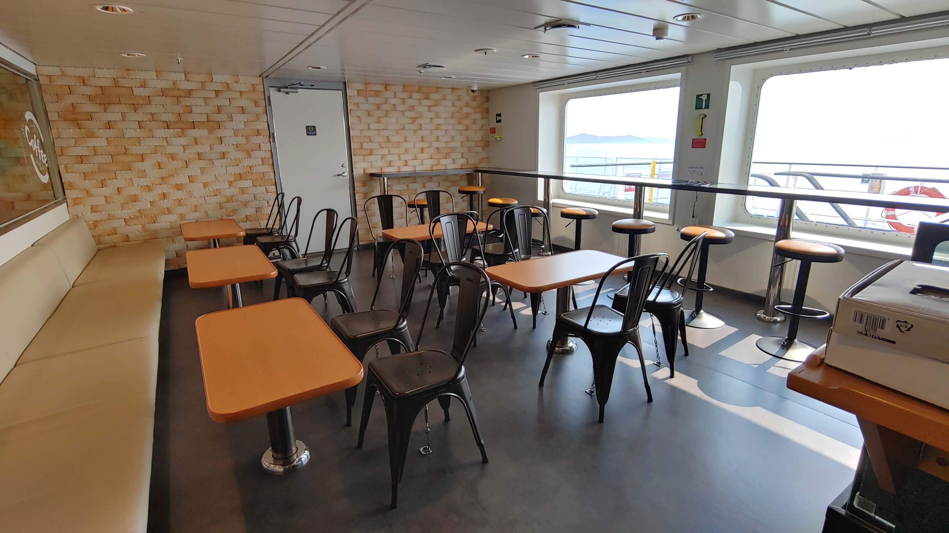 실버클라우드호 카페