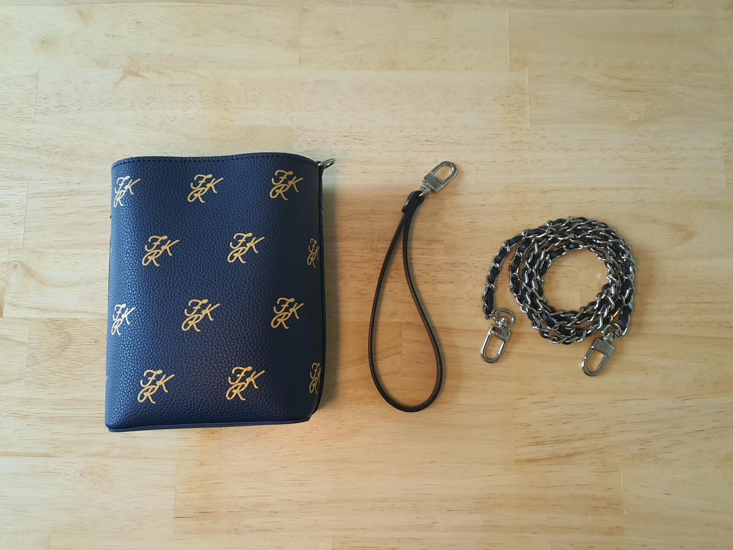 파인드카푸어 핑고백