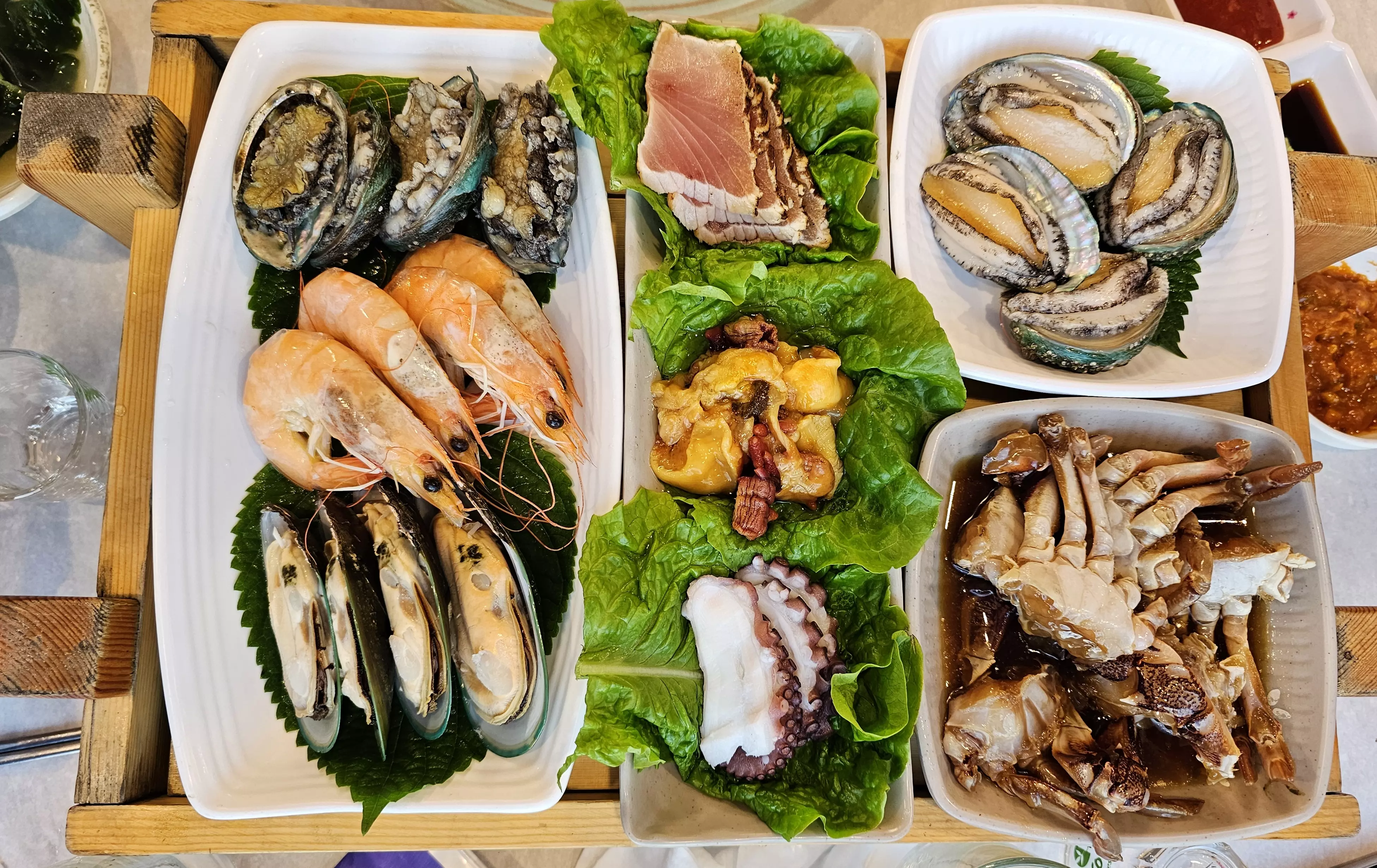 전복, 새우, 간장게장
