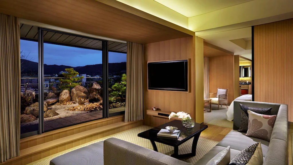 호텔스닷컴 4월 카드사 15% 할인 코드 (~12.31) 교토 벚꽃 시즌 예쁜 호텔 추천 BEST 07