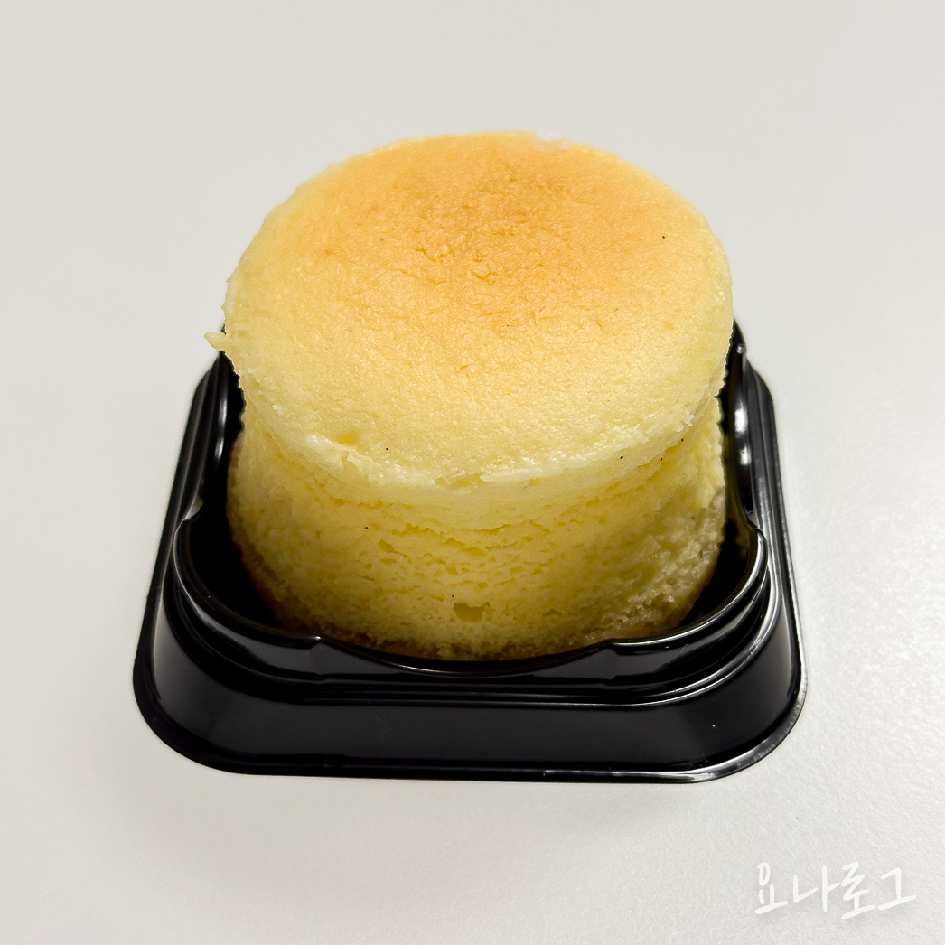 CHEFFLE 치플레 연남동 연남 연남치플레 판교치플레 판교디저트 판교카페 판교디저트추천 판교카페추천 판교현백 판교현대백화점 판교현대백화점디저트 판교현대백화점식품관 치즈케이크 치즈케이크추천 수플레 수플레케이크 수플레치즈케이크 디저트맛집 연남디저트 연남동카페 연남카페