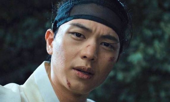 귀궁 14회 줄거리 팔척귀 천도재 중전 피습 윤갑 소멸 경귀석 파괴 15회 3