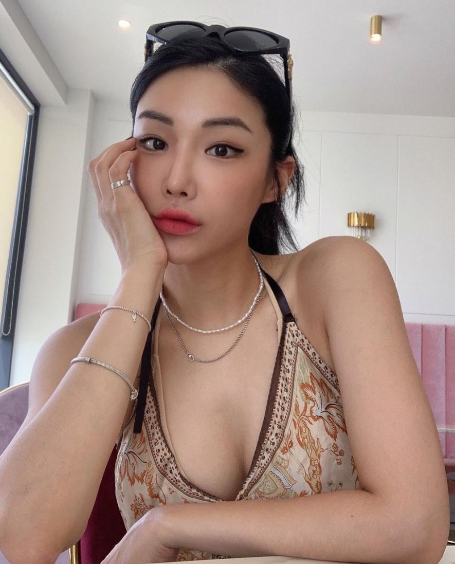 박나영