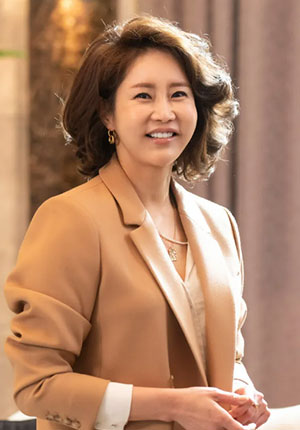 차주란 (신은경)
