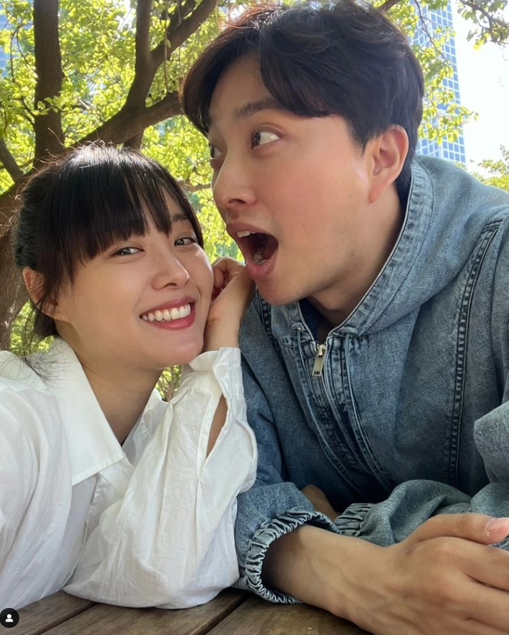 박위와 송지은
