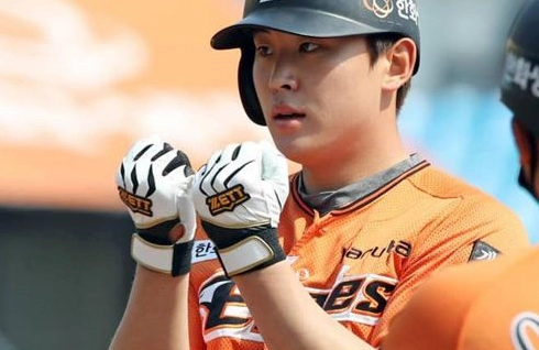 정은원 프로필 나이 고향 학력 연봉 야구선수 경력 인스타