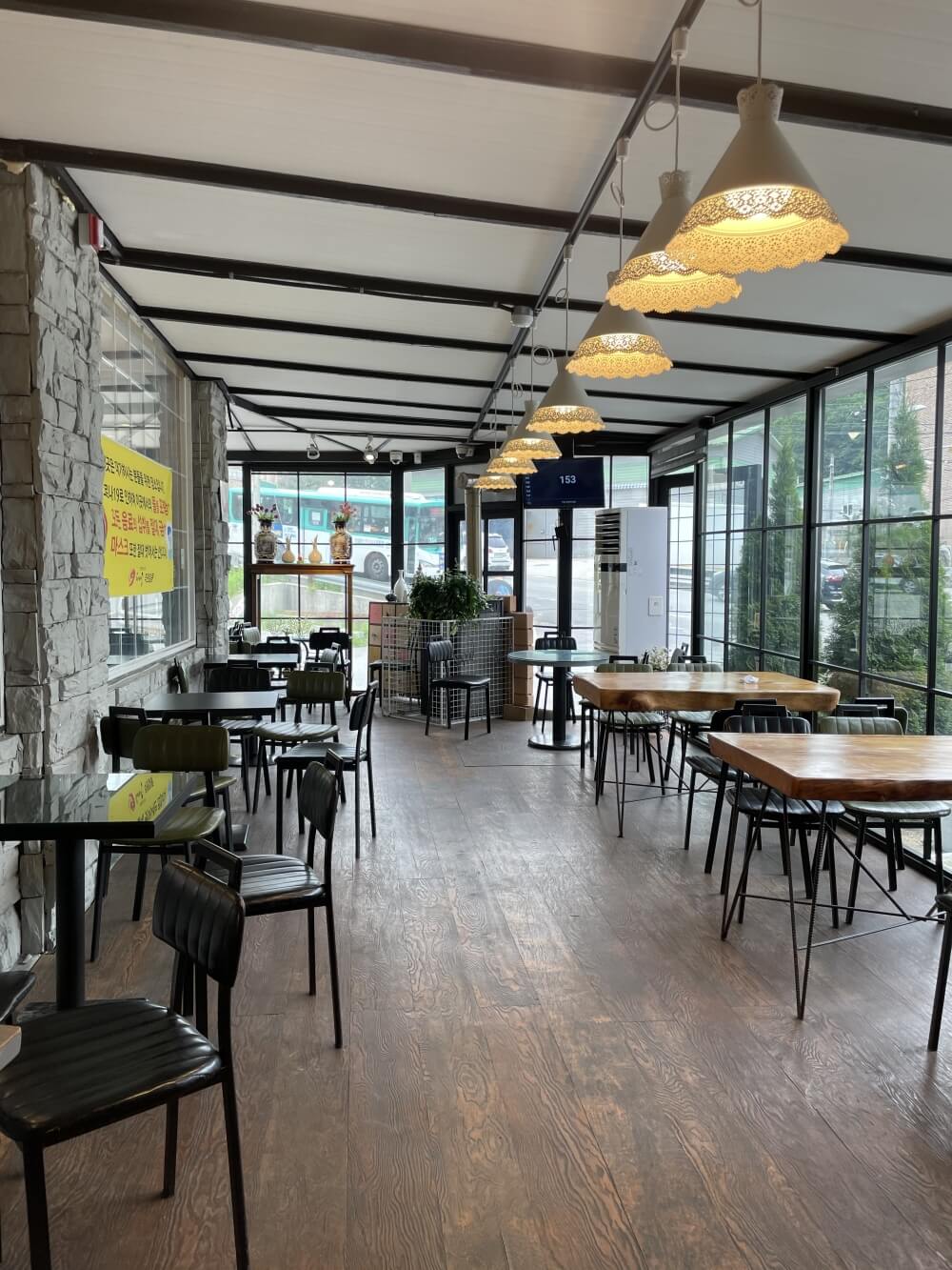 해와달-한정식-웨이팅룸-전경