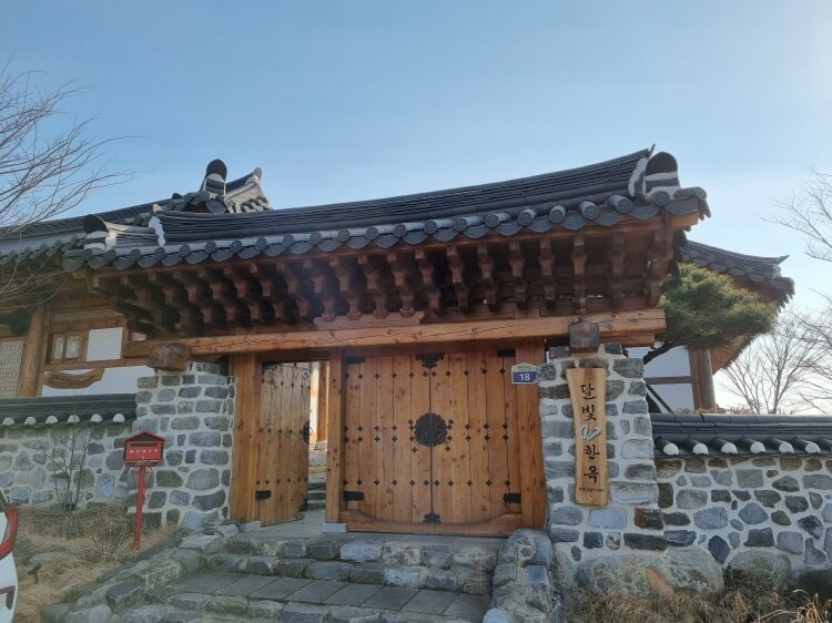 함평주포한옥마을 달빛한옥