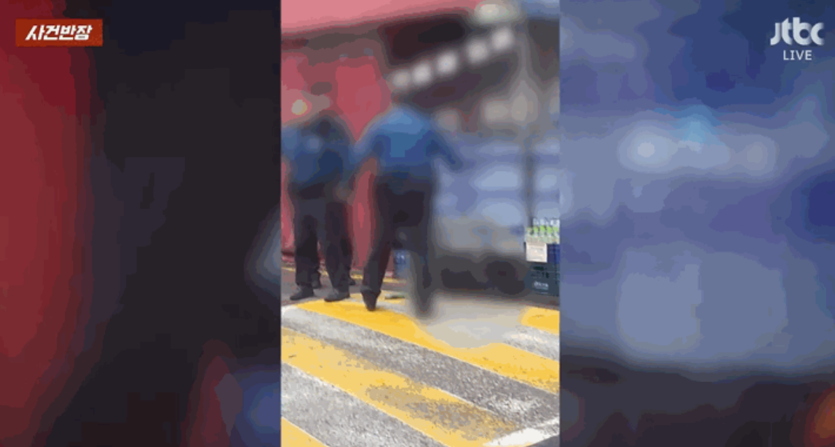 미아역 흉기 살인 사건&hellip;환자복 입은 남성: 명백한 살인죄! 심신미약으로 더는 봐주지 말자