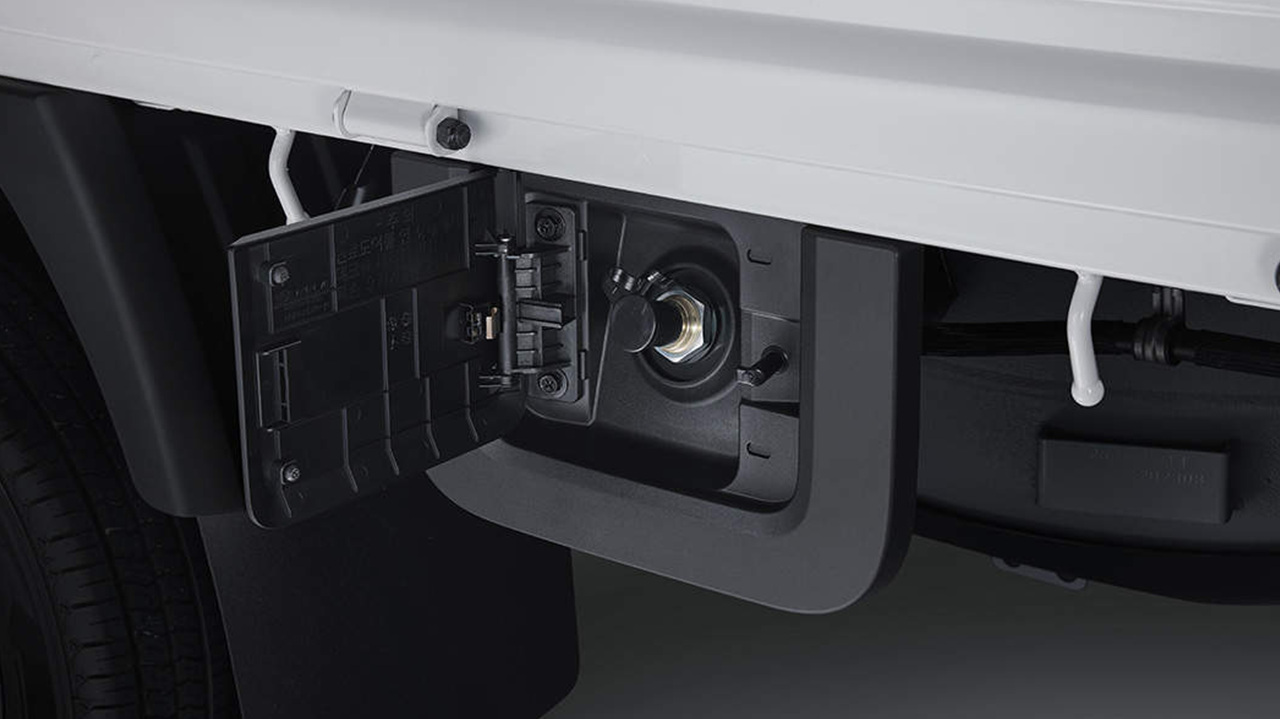 2024년형 봉고3 LPG 주입구