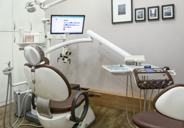 앞니 임플란트 시술과정