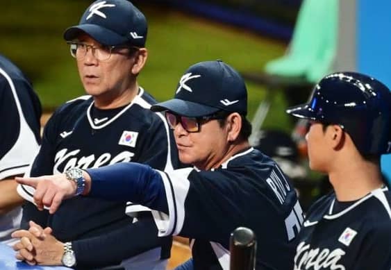 아시안게임 야구 코치들 이미지