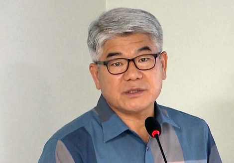 한반도평화경제회의 상임의장 김진향 프로필 고향 작품활동 도서 (+ 송경호 교수)