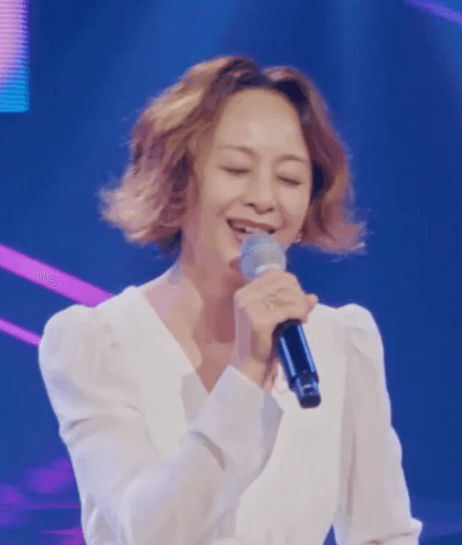 우타고코로 리에