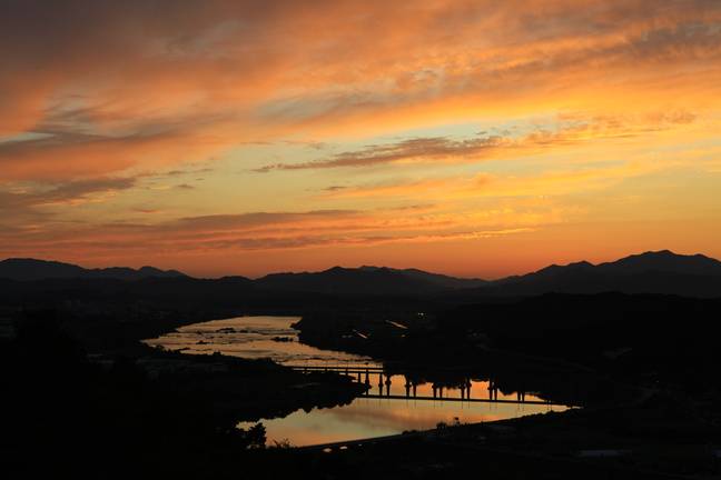 충주 건지마을 일몰