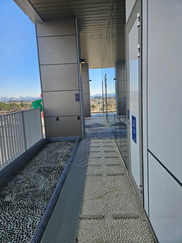 찜질방 야외 지압바닥