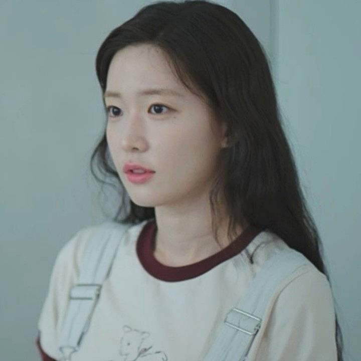 배우-최윤지