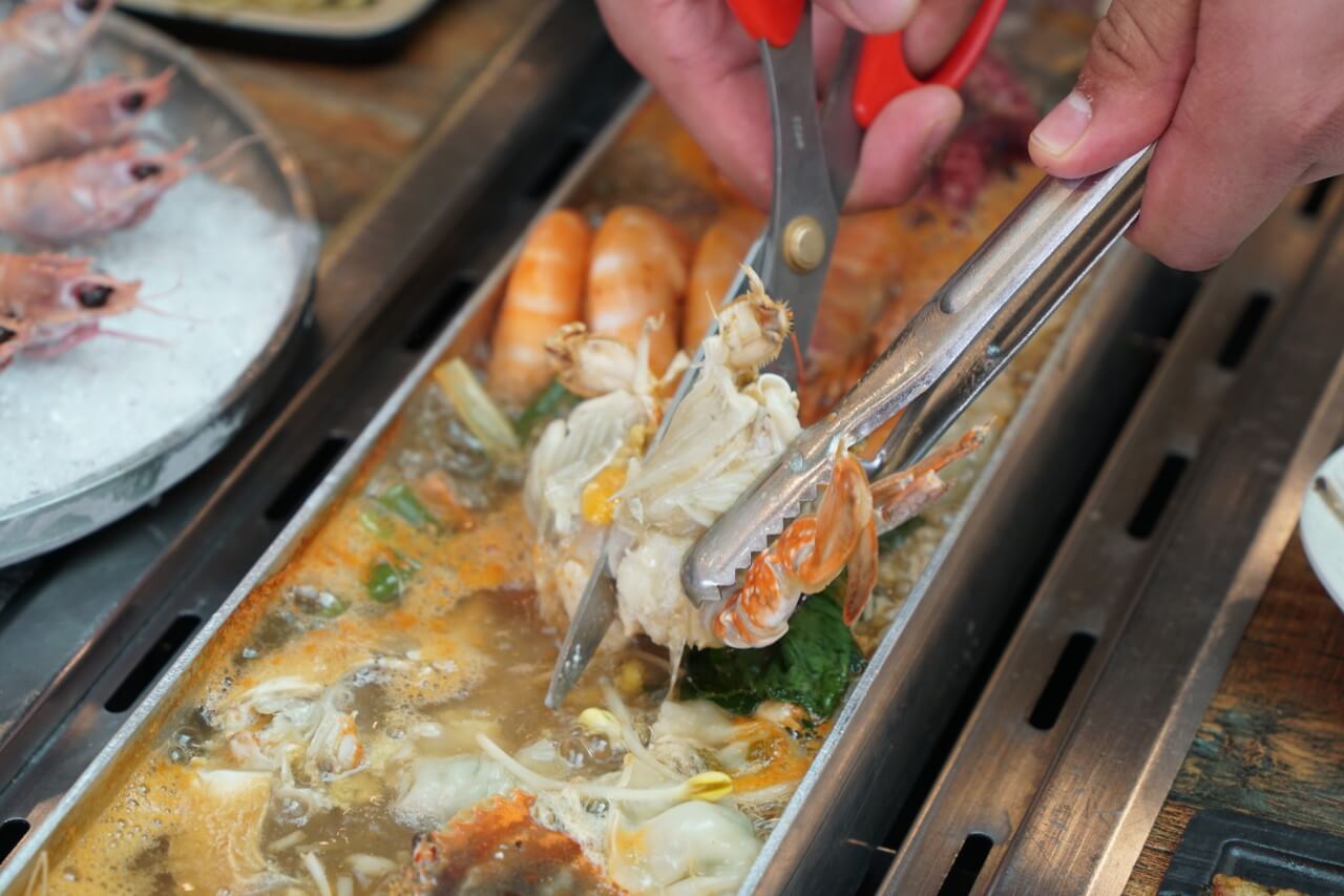 생방송투데이 오이도 해물통칼국수 통갈치조림 역주행 맛집