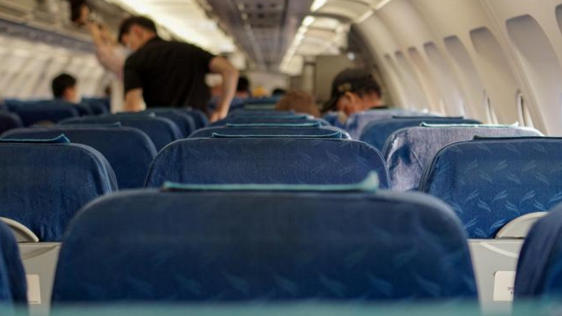 🔟 비행 용품 - 6시간 비행, 편안하게 가는 법!