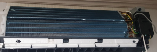 벽걸이 에어컨 외관 모습