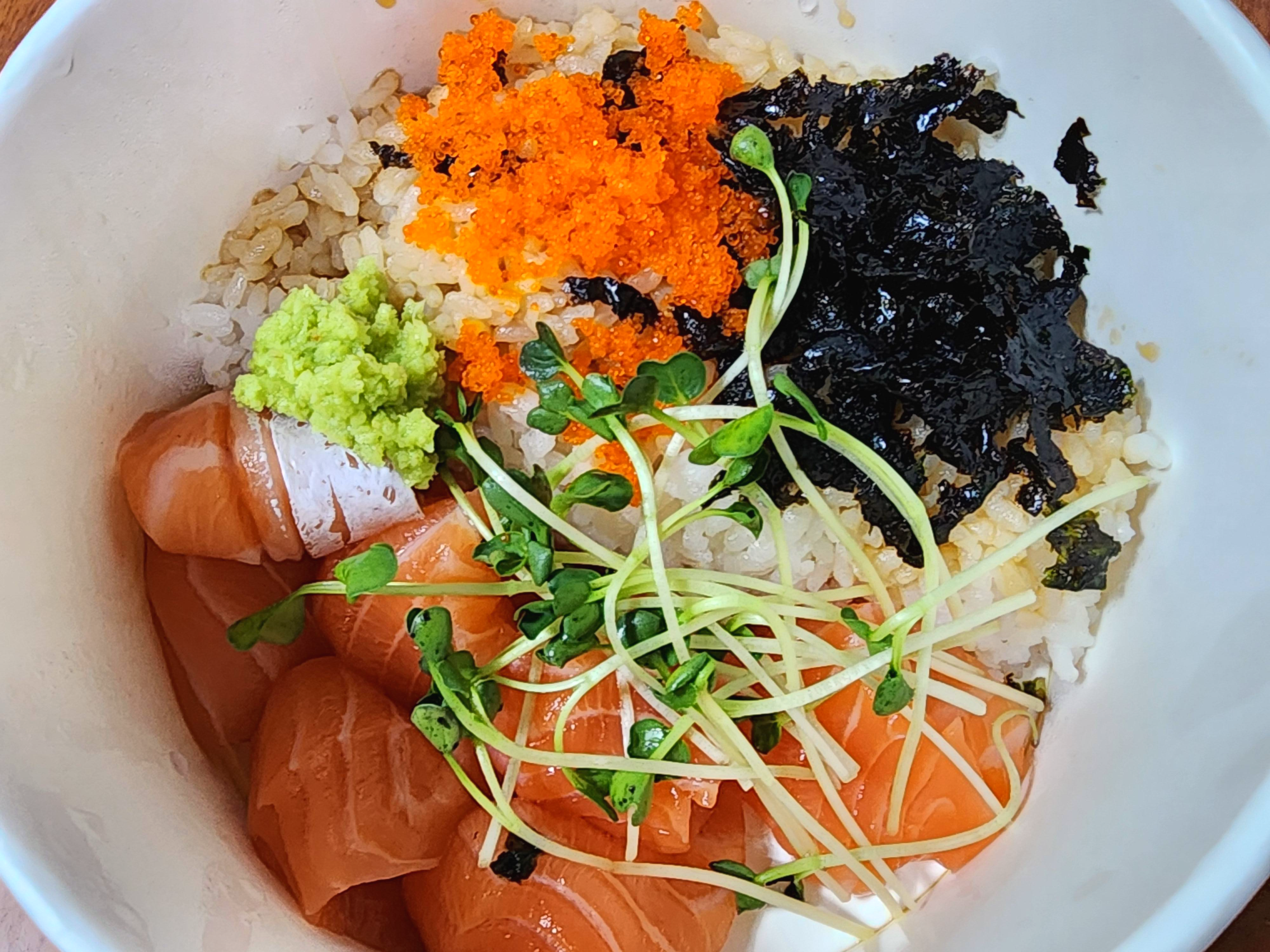 유키가후루사케동