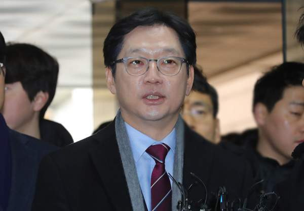 김경수 대통령 정무특보 프로필: 나이 학력 고향 盧 마지막 비서관의 18년 만 청와대 복귀