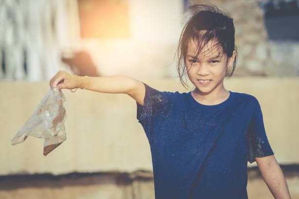 미세먼지 많은 날, 유아 장난감은 어떻게 관리해야 할까?