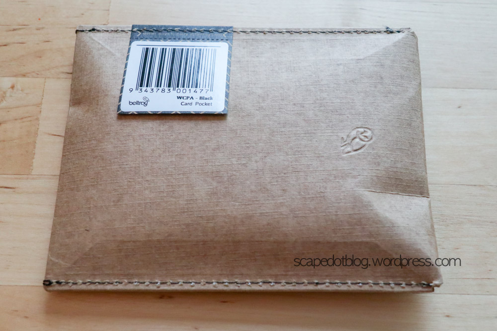 간결하면서도 멋드러진 포장입니다. 캐주얼 브랜드인 벨로이의 특징을 잘 살리고 있습니다