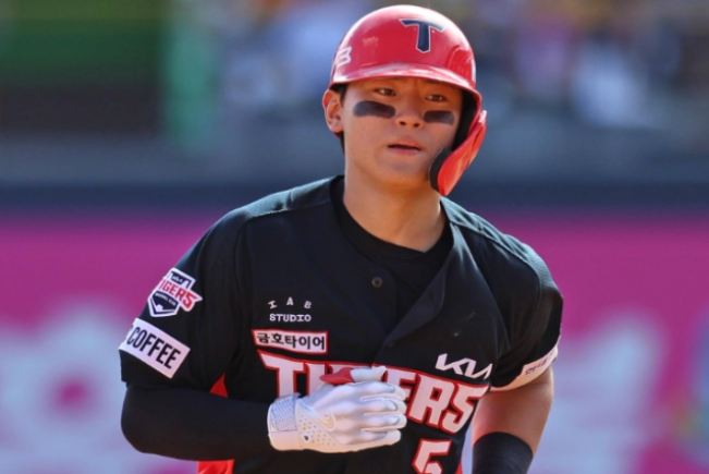 김도영 시즌 38호 홈런 40-40도전 경기영상 다시보기 인스타