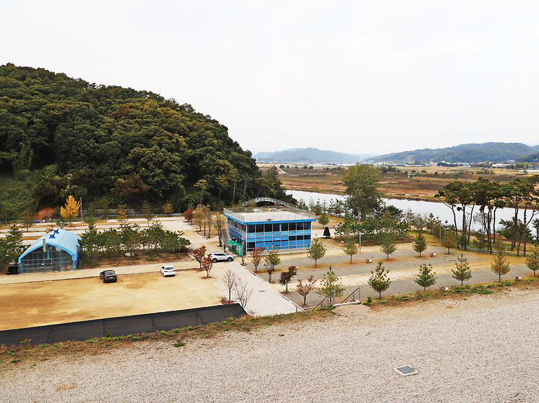 연천 알멕스랜드캠핑장. 경기도 연천군 왕징면 왕산로 218번길 25-100