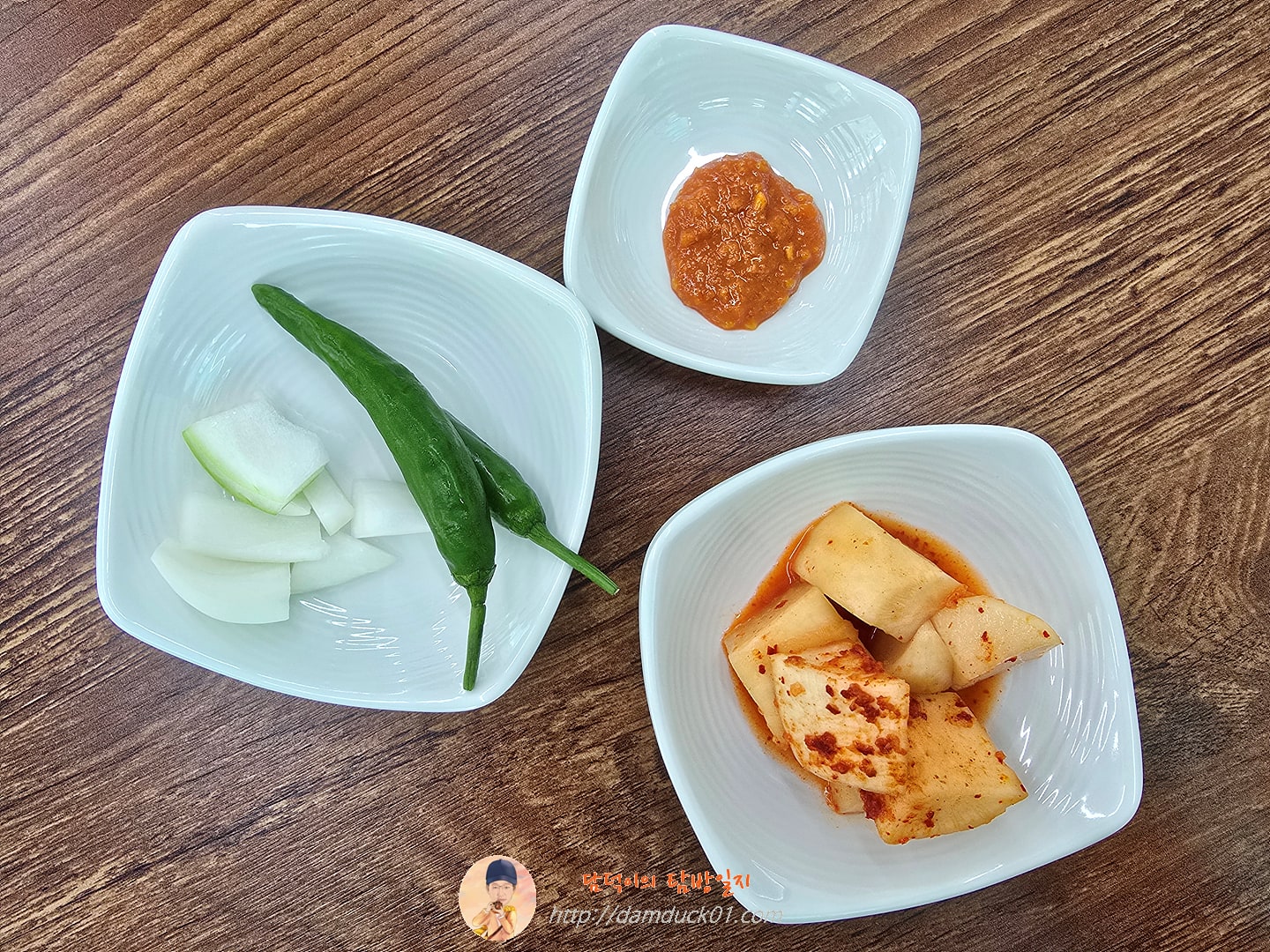 담미순대국 반찬