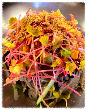 중앙탑면막국수