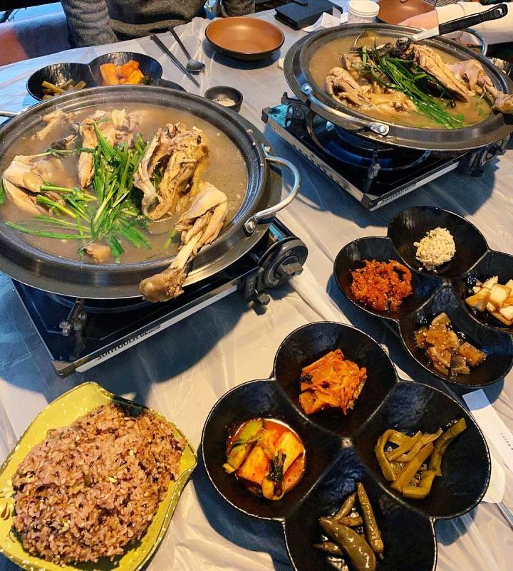 트렌드스페셜 무주 가마솥 토종닭 능이백숙 맛집