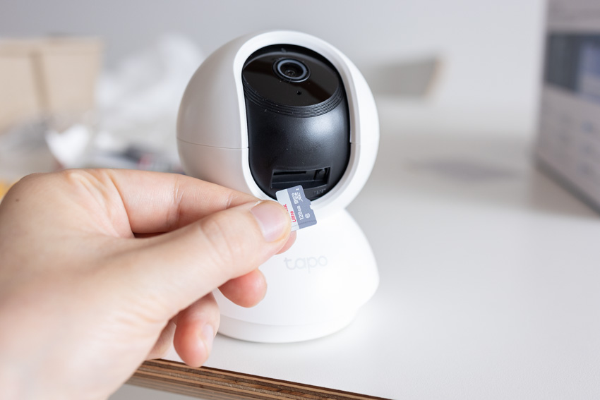 TAPO-메모리카드-설치위치