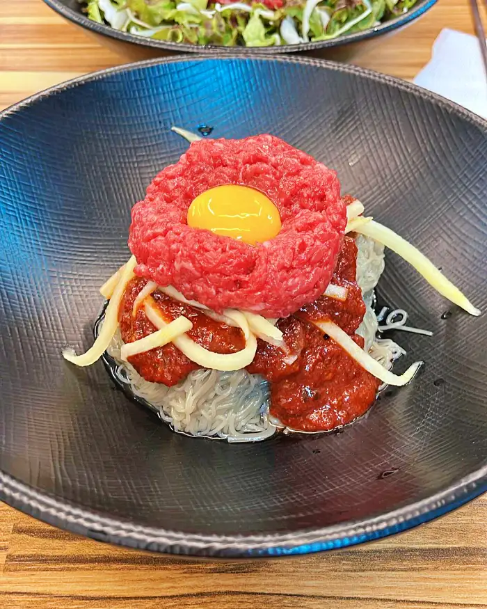 생방송 오늘저녁 신림 신원시장 육회비빔면 맛집