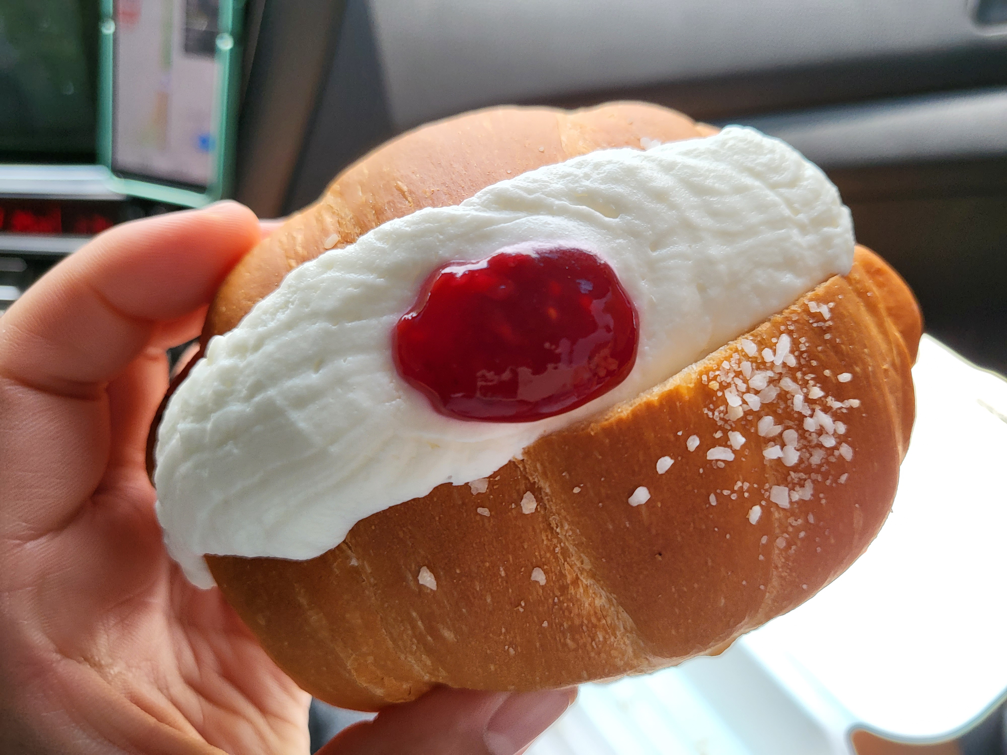 강릉 카페초이 - 생크림