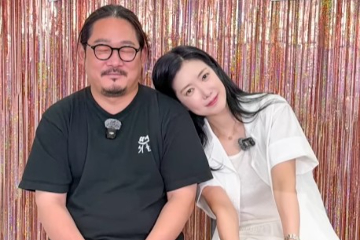 김도윤 김서연 공개열애 시작