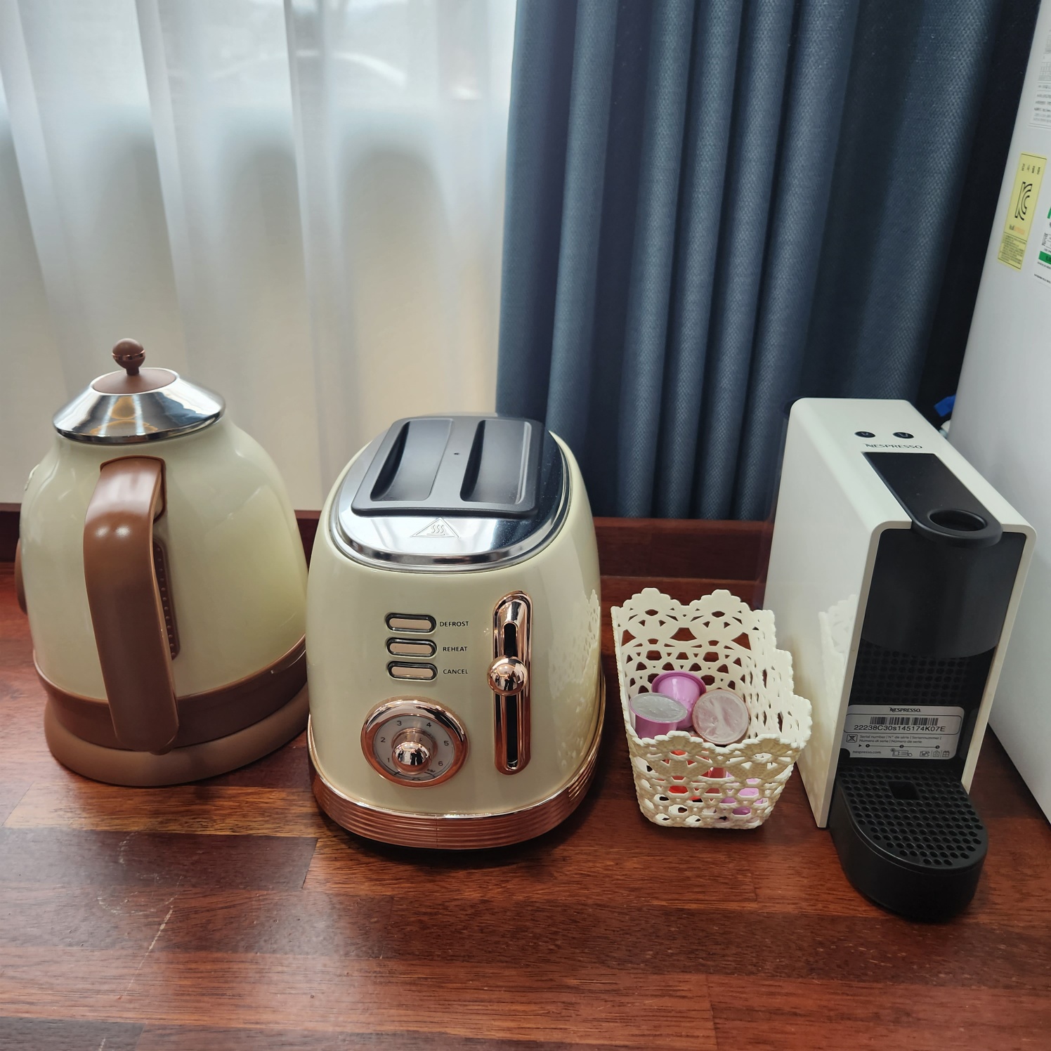 커피포트와 토스터기