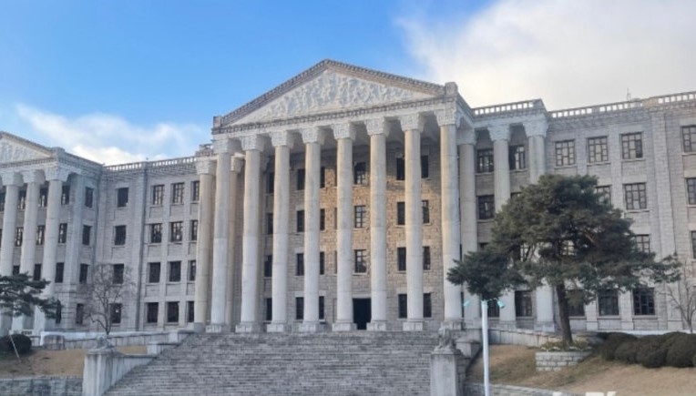 청년부채 해소 위한 2025 정부 장학금 정책 관련 사진 자료