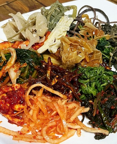 생생정보-할매밥됩니까-남원-민박-태양초민박-남이할매의봄나물밥상