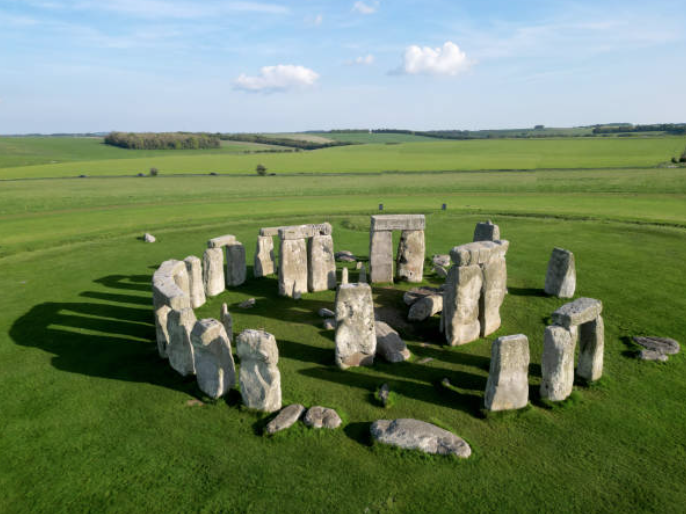 스톤헨지는 켈트족이 만든 것이 아니다? &ndash; 스톤헨지의 진짜 건설자와 그 목적
