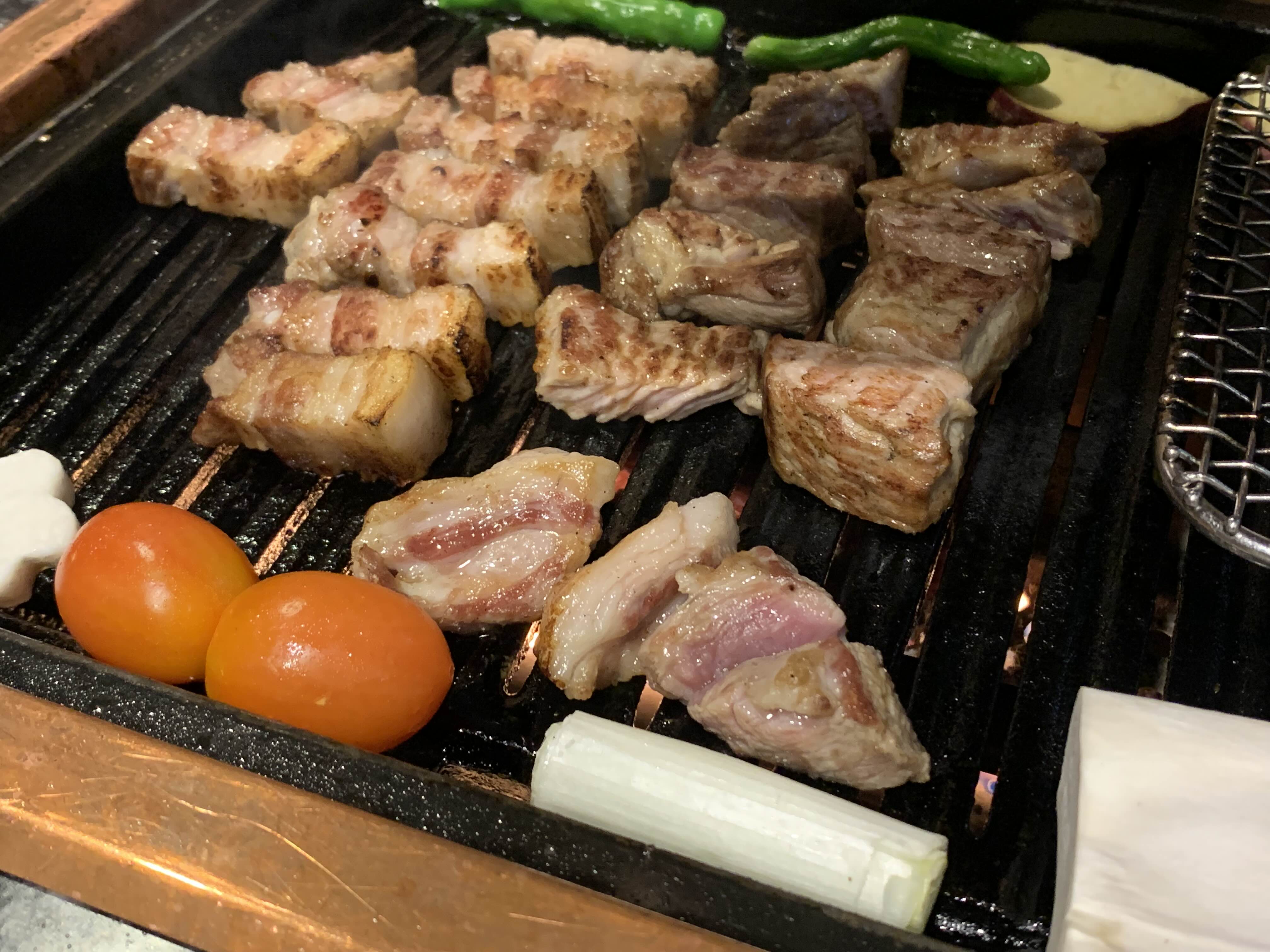 노릇노릇한 삼겹살