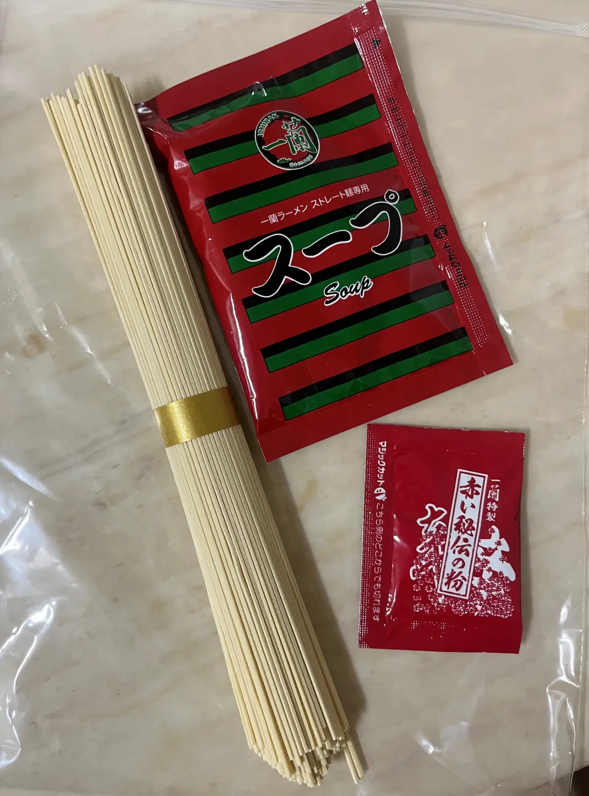 이치란라멘-내용물