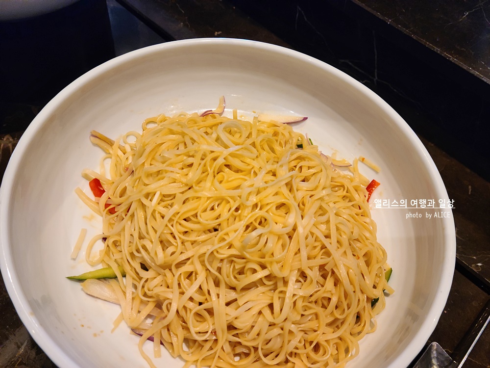 서울역, 더 이터리(The Eatery) 뷔페 주중런치 메뉴 (포포인츠 서울역 호텔) + 최저가 할인예약방법(할인코드 포함)