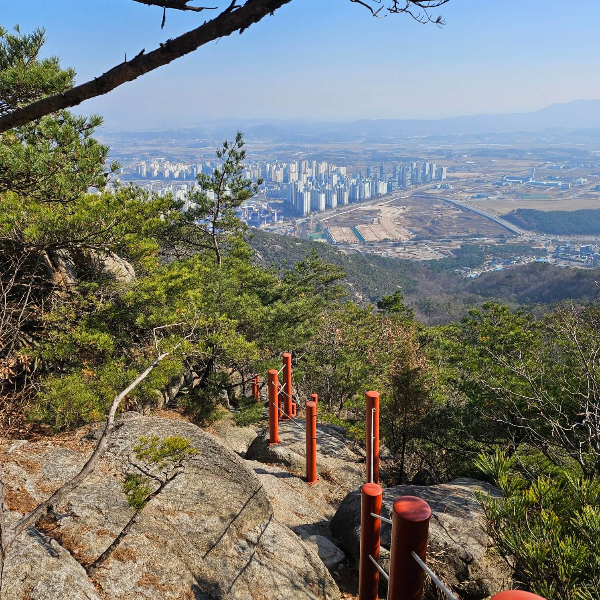 용바위가는길
