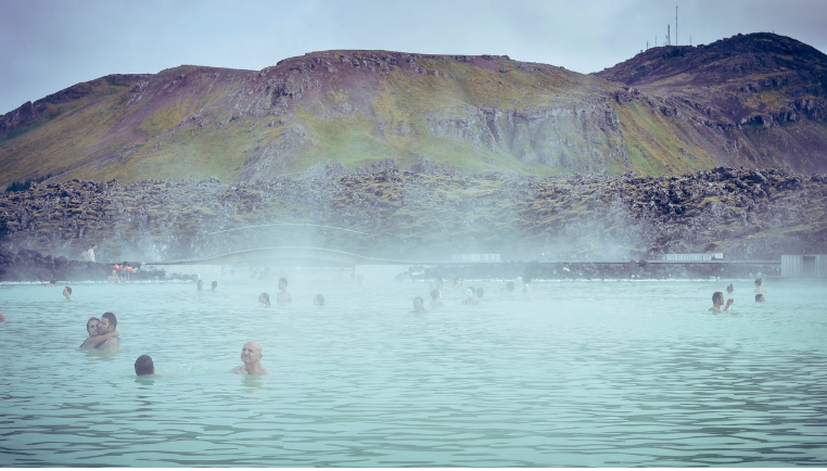 한국의 대표적인 온천 여행: 설악, 울진, 덕구 온천 추천